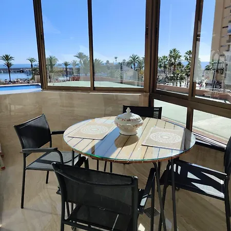 Frente Al Mar Edificio Palmeras *